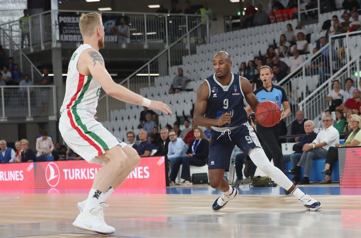 Germani Brescia-Basket Pistoia 2000