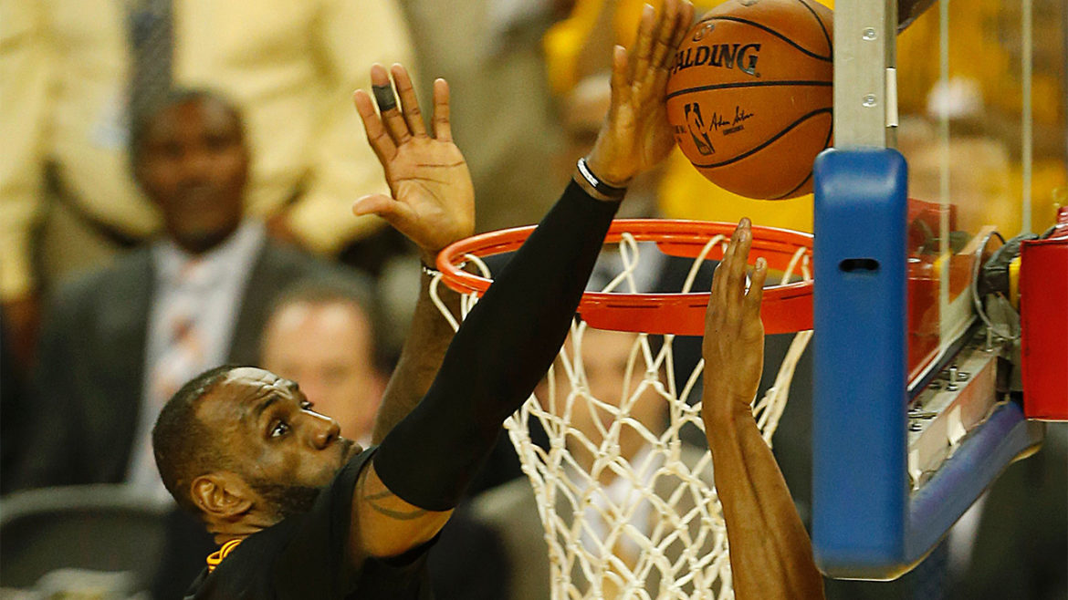 lebron james spot nike