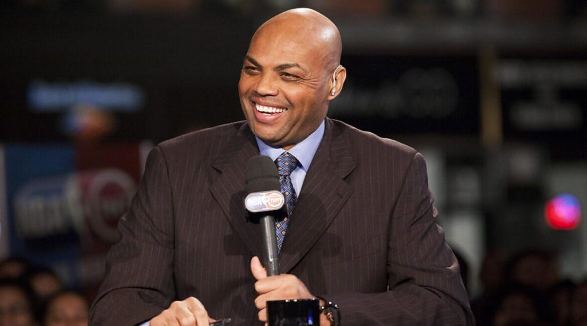 Charles-Barkley-contro-il-comportamento-di-Kyrie-Irving-verso-i-media