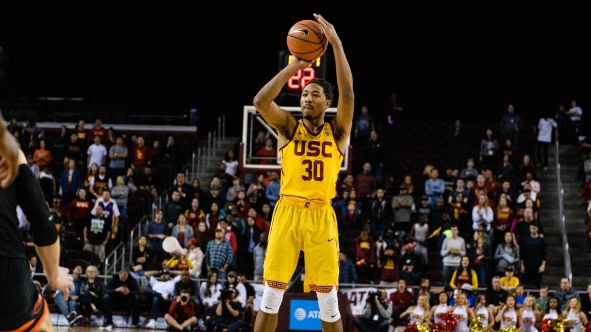 Stewart firma con Napoli