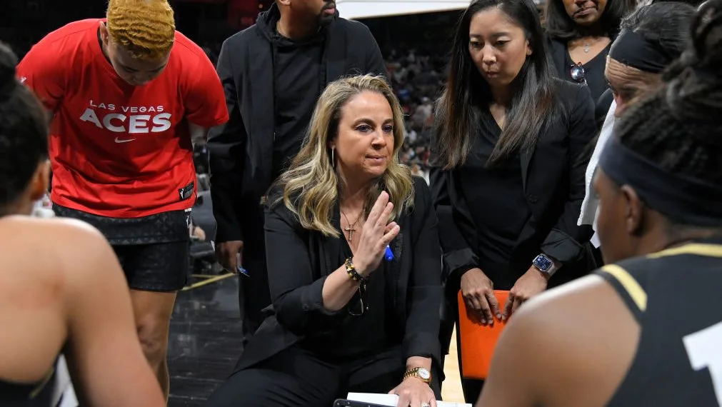 becky hammon coach of the year