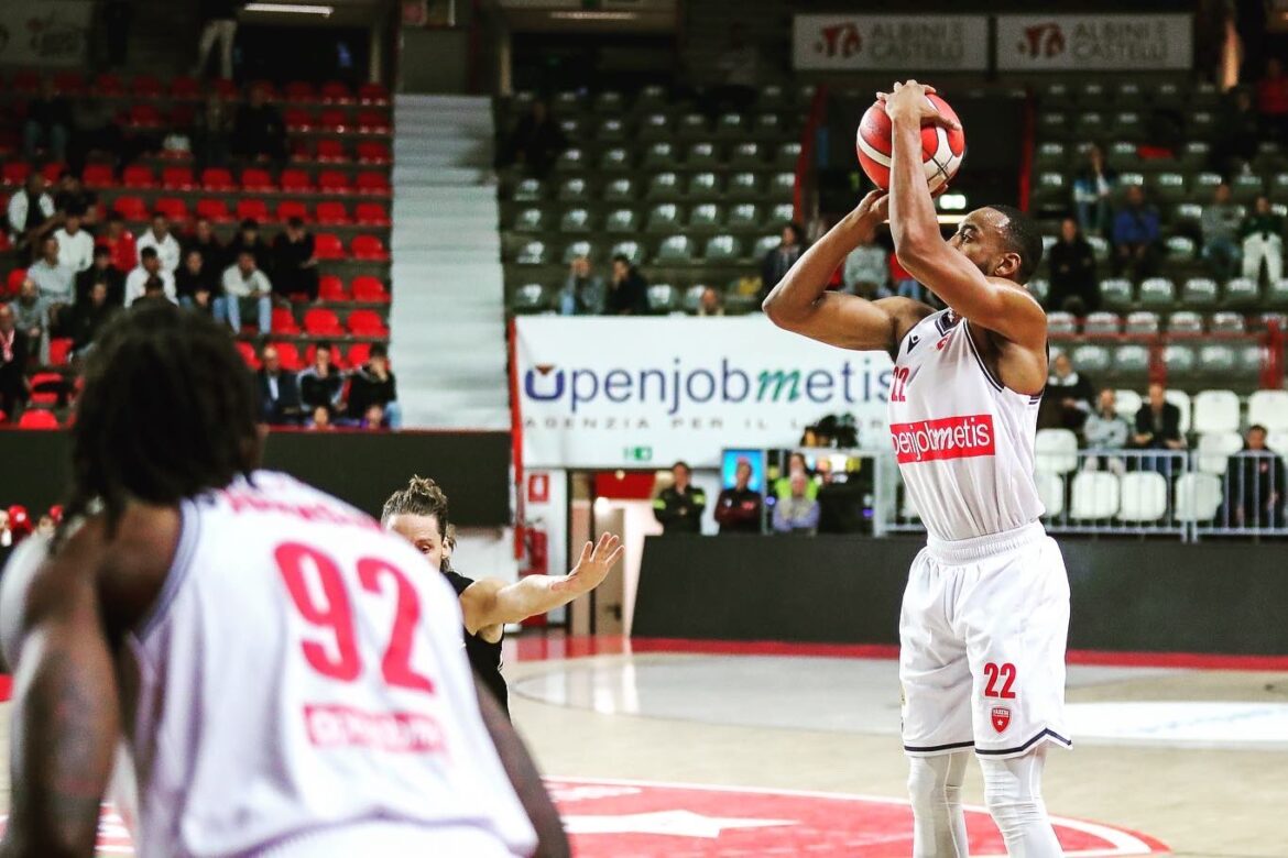 Markel Brown firma con la GeVi Napoli