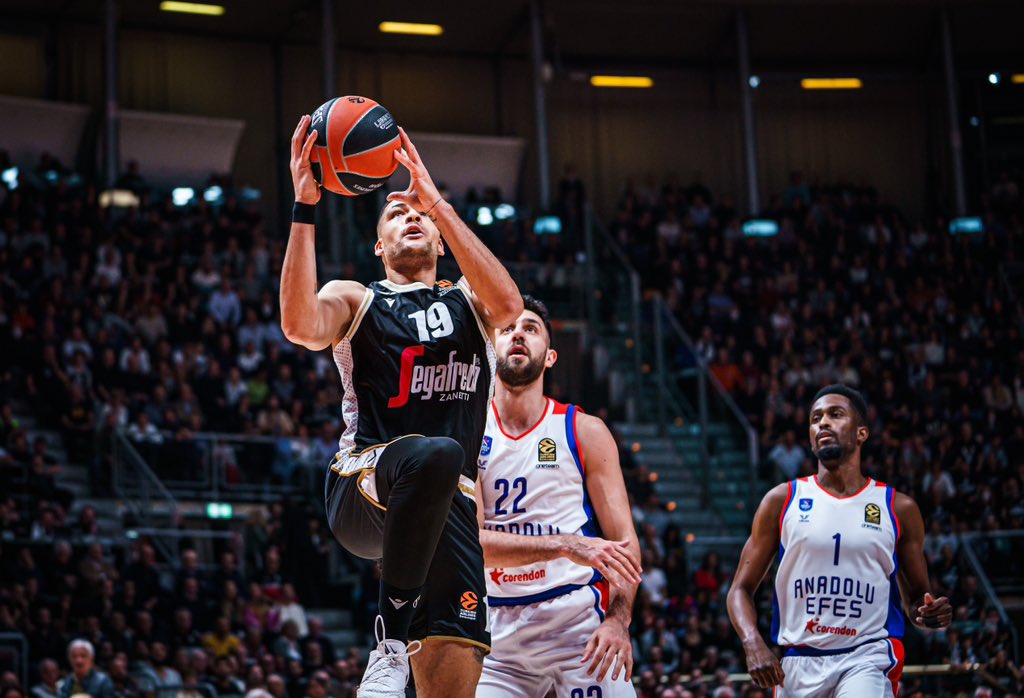 Virtus Bologna-Efes Eurolega