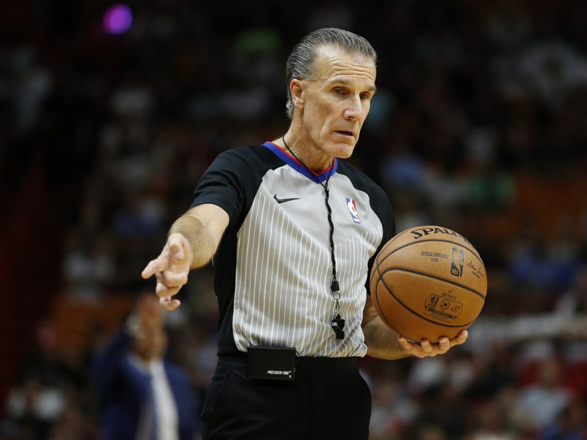 ken mauer ex arbitro NBA
