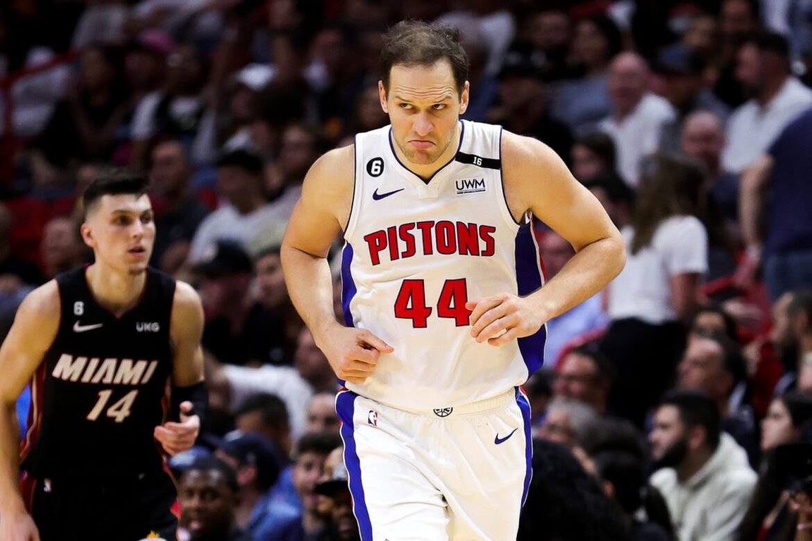 mercato pistons