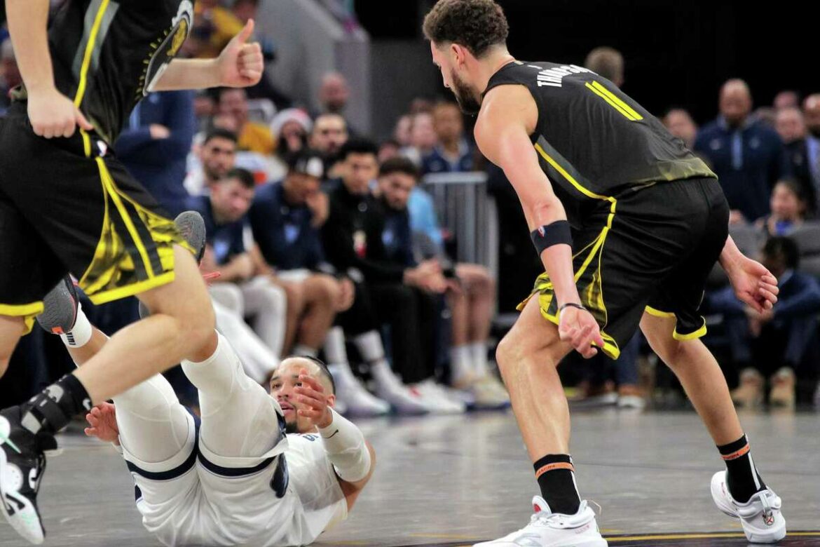 klay thompson e dillon brooks in warriors grizzlies