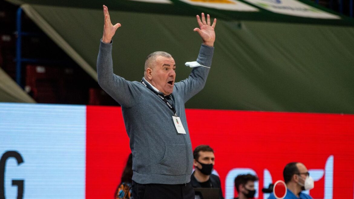 Jasmin Repesa VL Pesaro