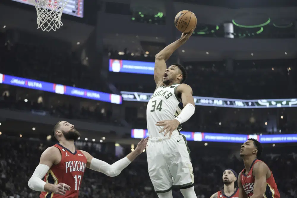 giannis antetokounmpo contro i pelicans