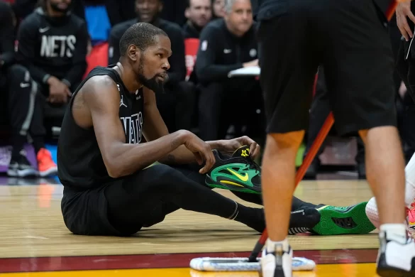 kevin durant a terra infortunato