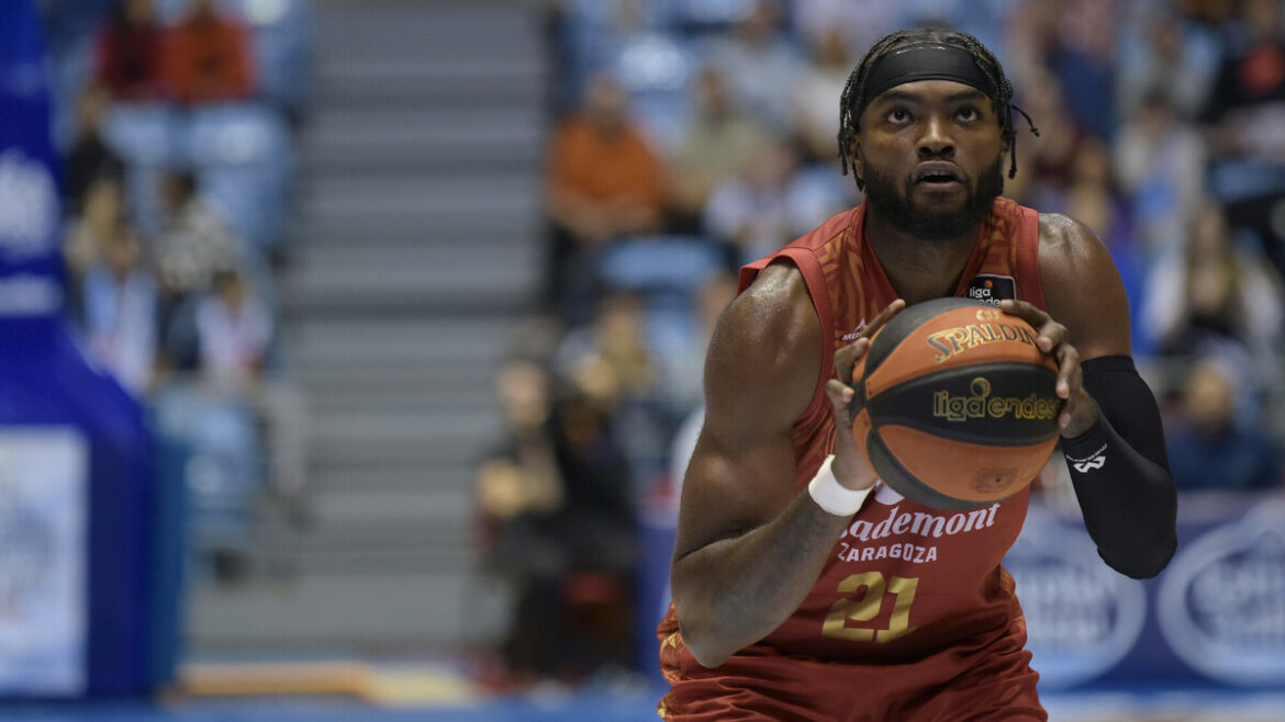 Virtus Bologna mercato, Mekowulu un obiettivo