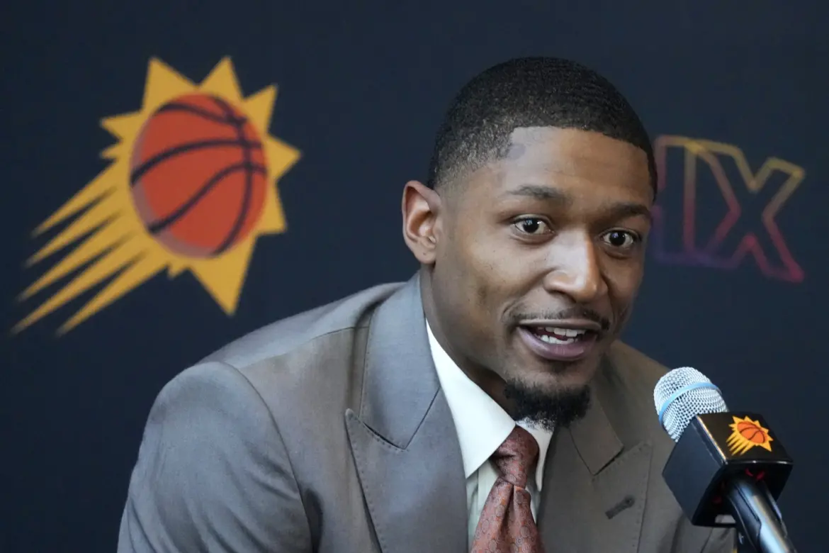 bradley beal presentazione suns