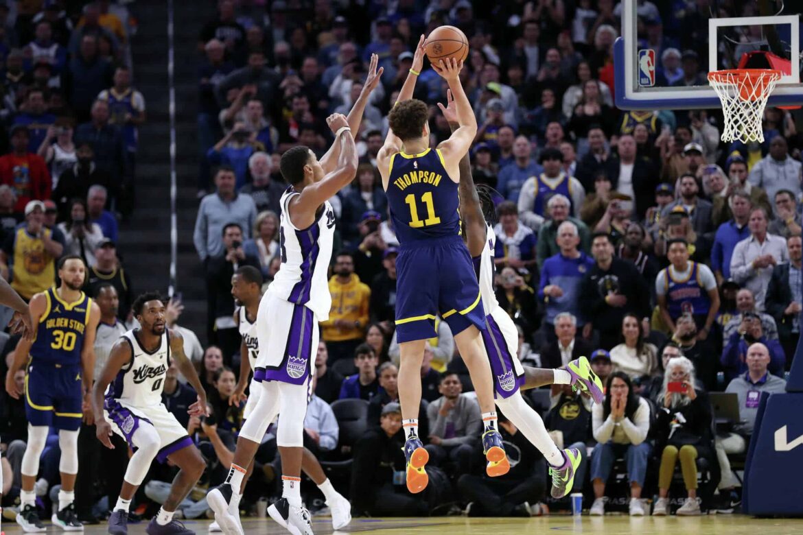 Klay Thompson segna contro i Kings