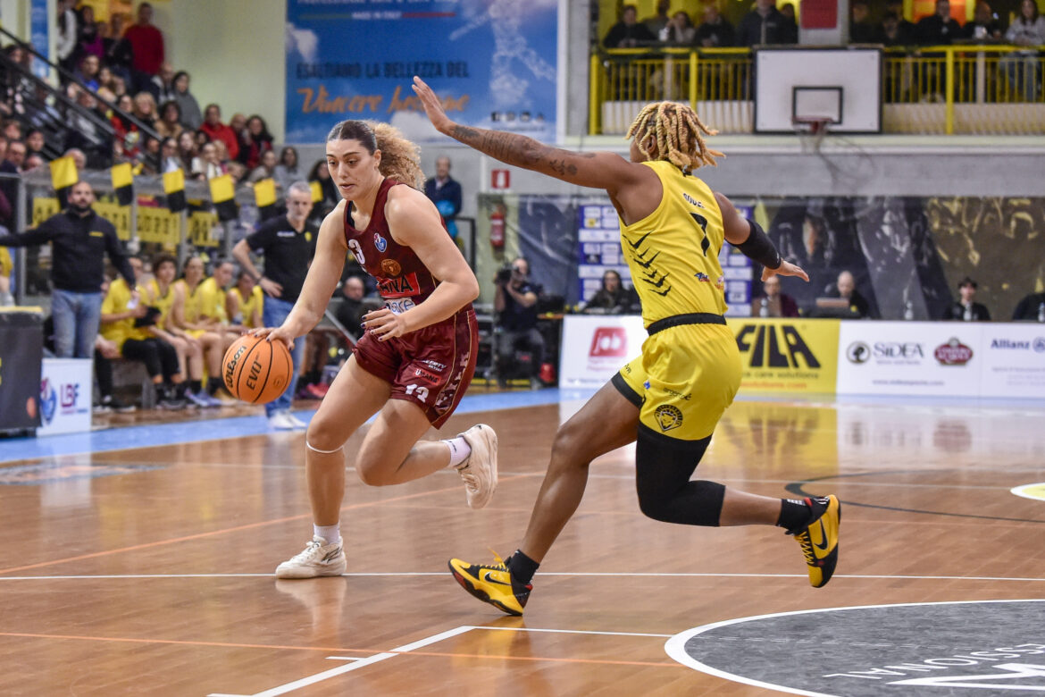 La Reyer passa a San Martino in LBF