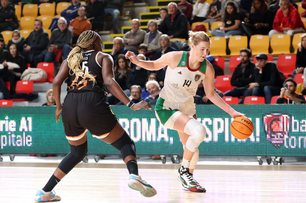 Egle Sventoraite Oxygen Roma