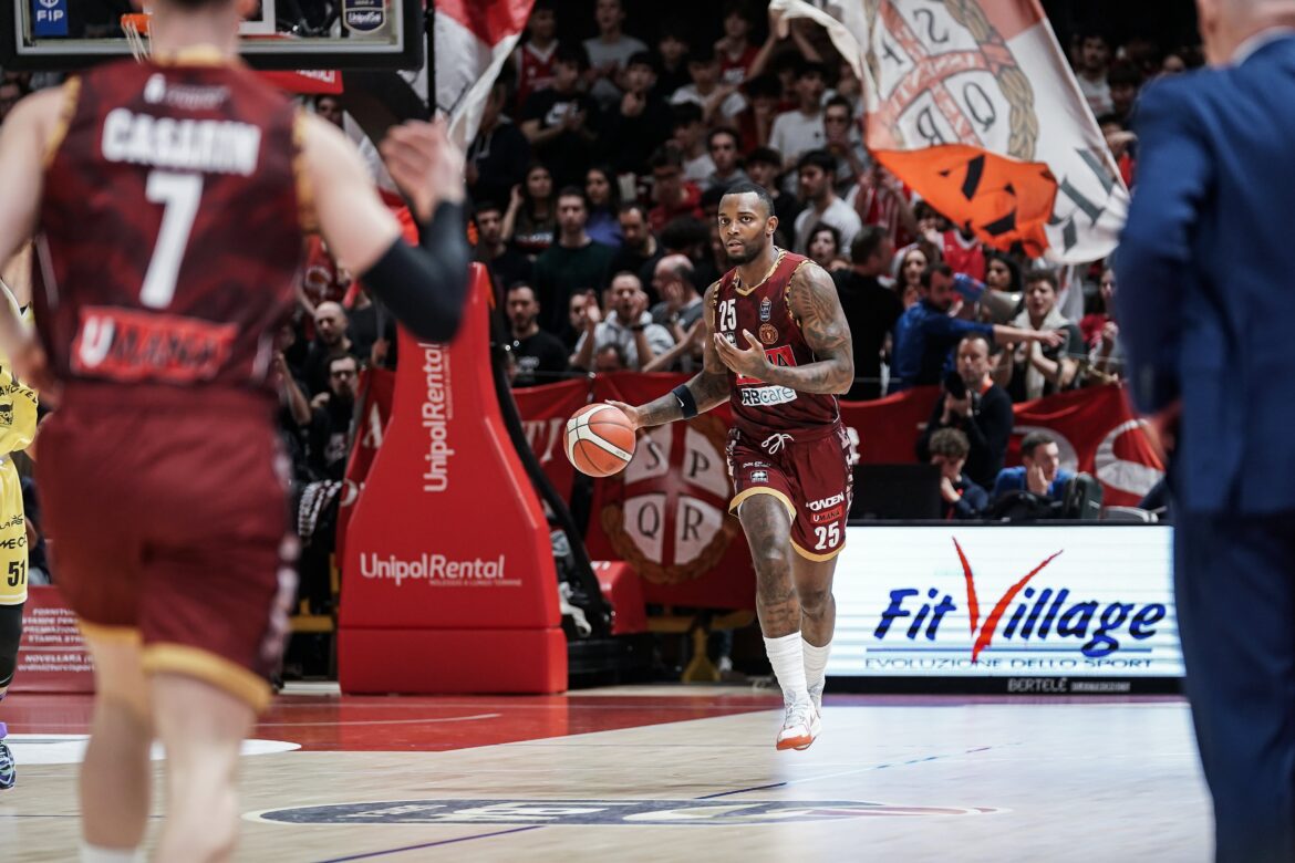 Reggio Emilia batte la Reyer