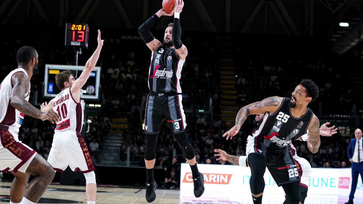 Virtus Bologna Reyer Venezia. Fonte immagine: Bologna Today.