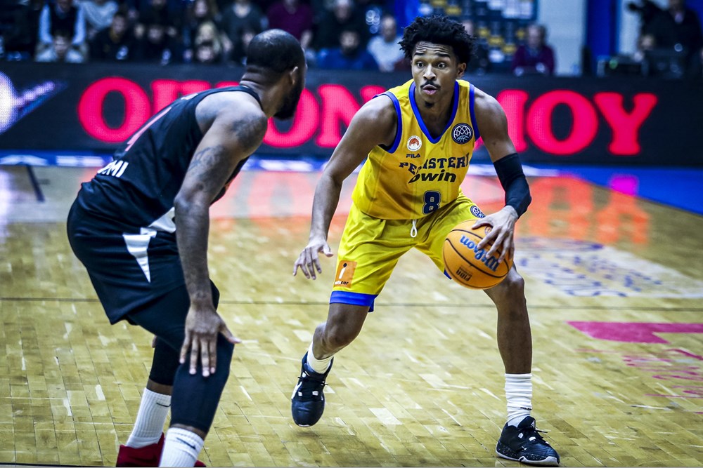 Jaylen Hands firma con la Pallacanestro Varese