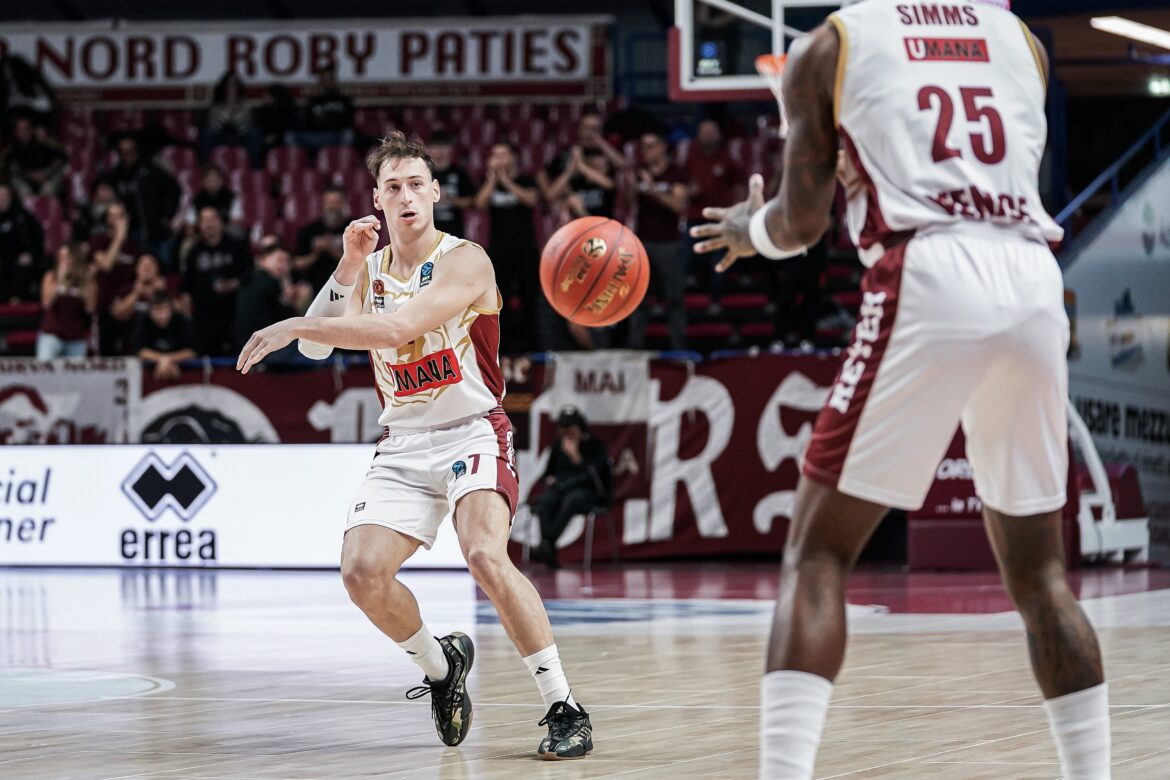 Reyer, Davide Casarin attaccato dai tifosi