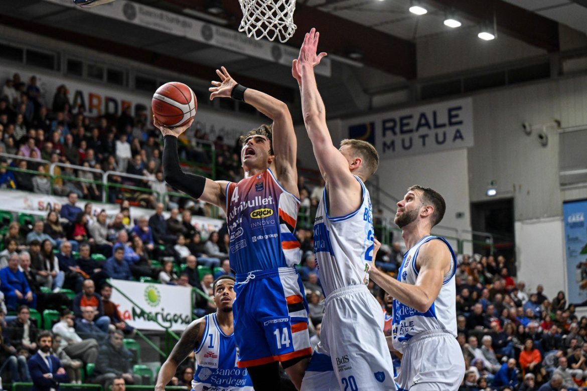 Sassari la spunta nel finale contro la Nutribullet Treviso