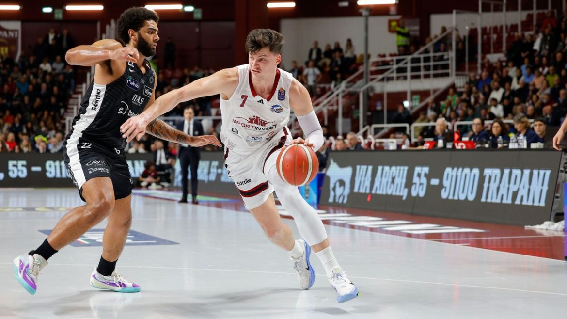 Trapani ferma la capolista Trento