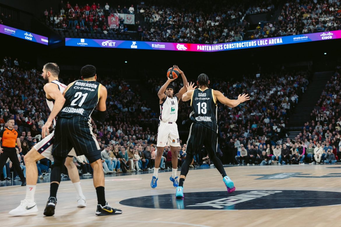 Zach LeDay Asvel Olimpia Milano