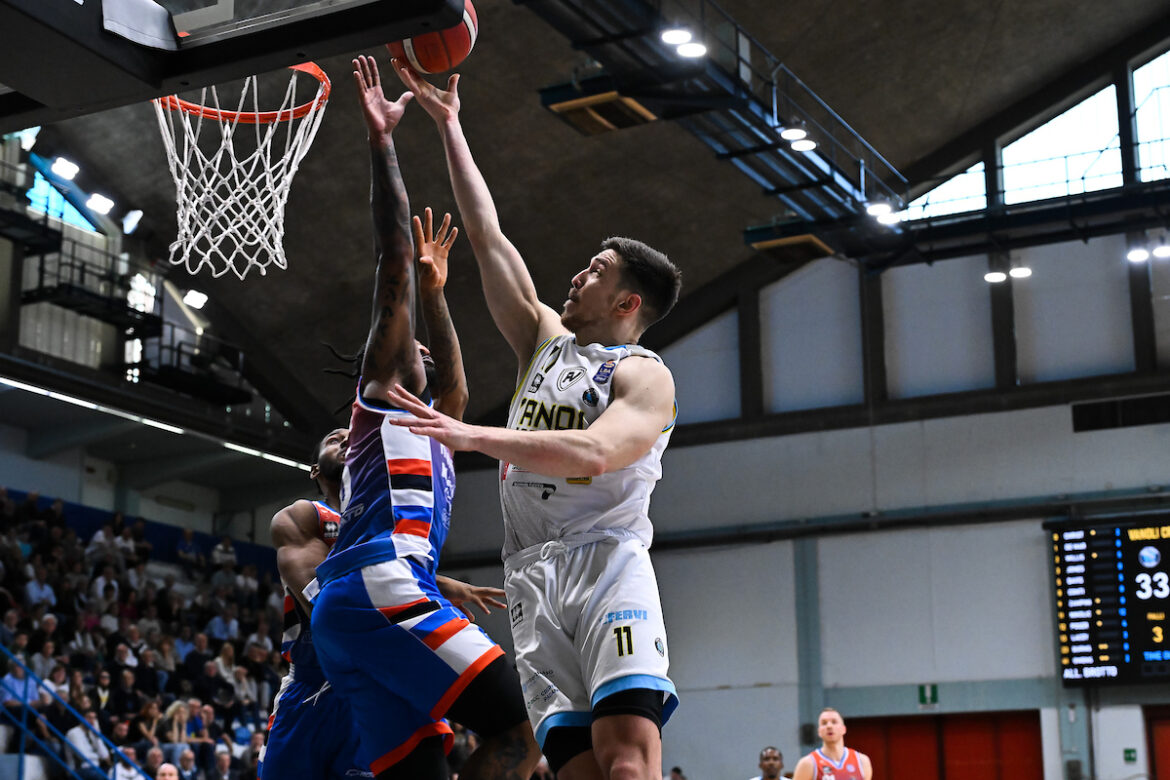 Cremona domina la sfida con Treviso al PalaRadi