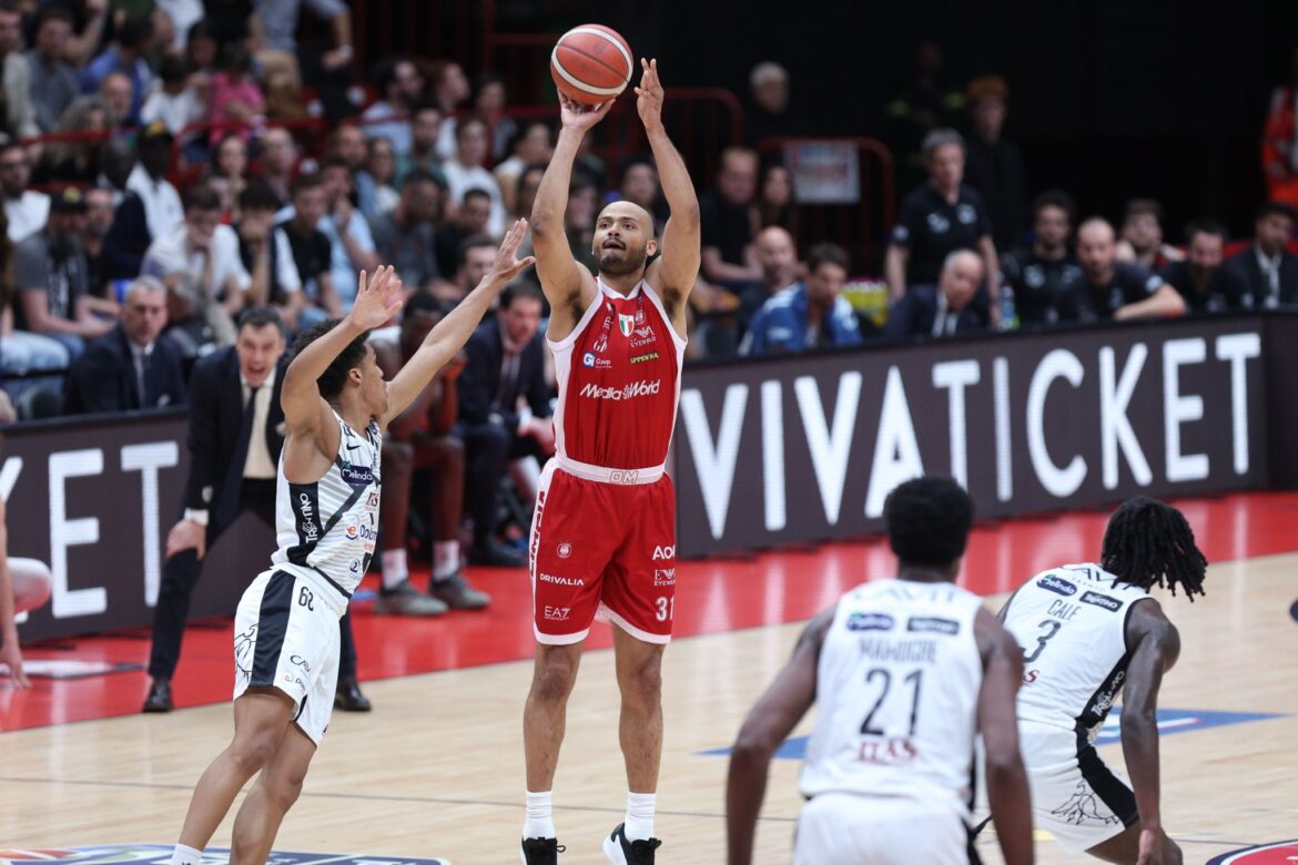 Lba Playoff, è Milano la seconda semifinalista: battuta Trento