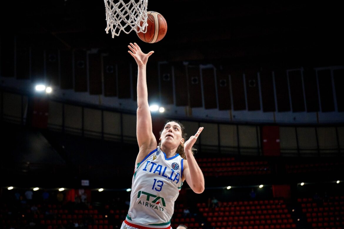 Lorela-Cubaj-Italia-Turchia