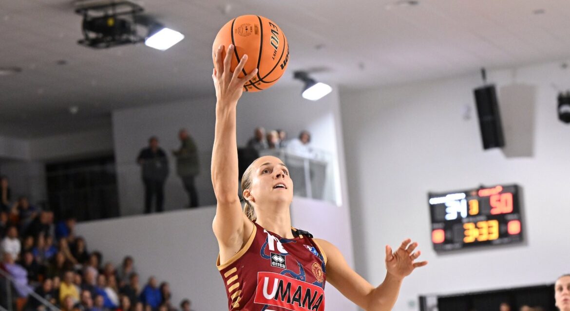 La Reyer passa agilmente sul campo di Derthona