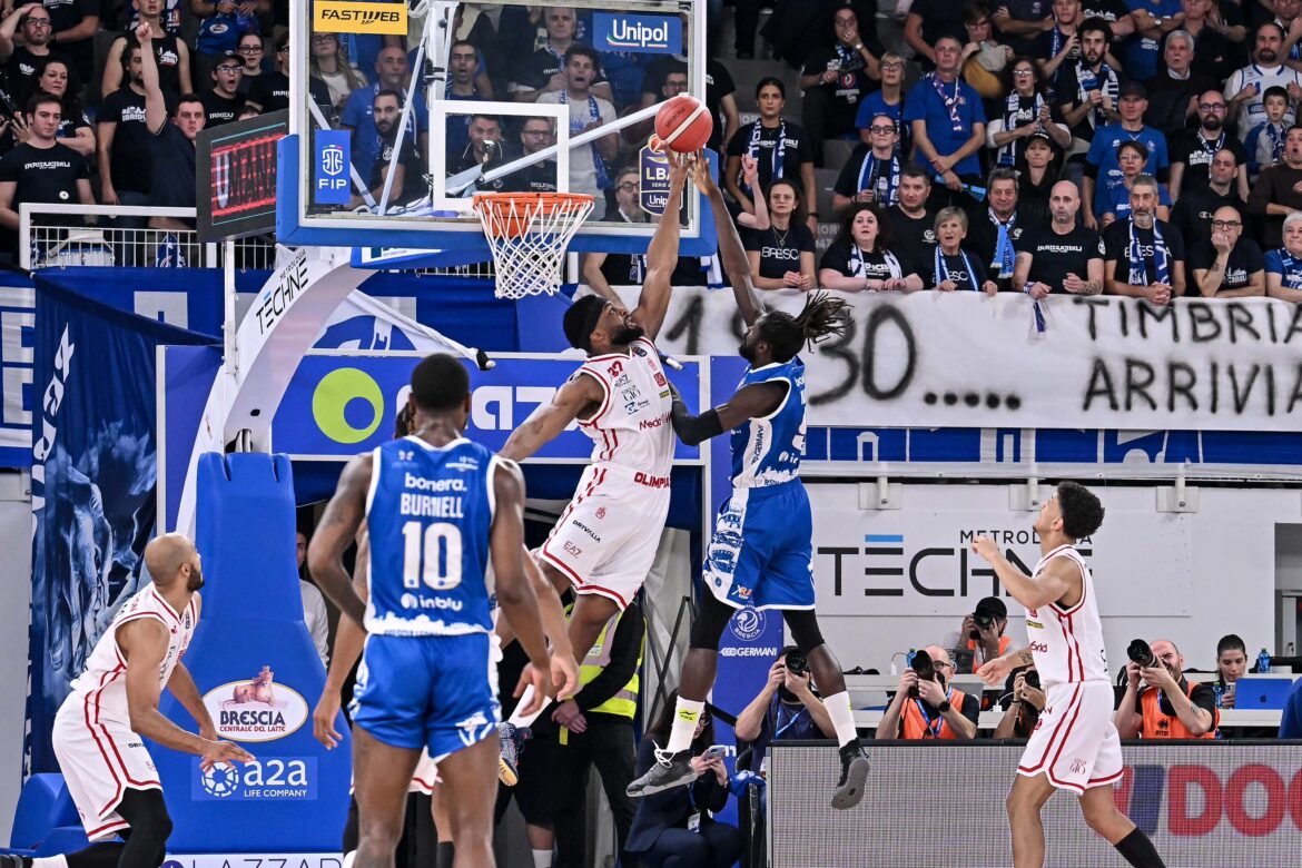 Josh Nebo Germani Brescia Olimpia Milano