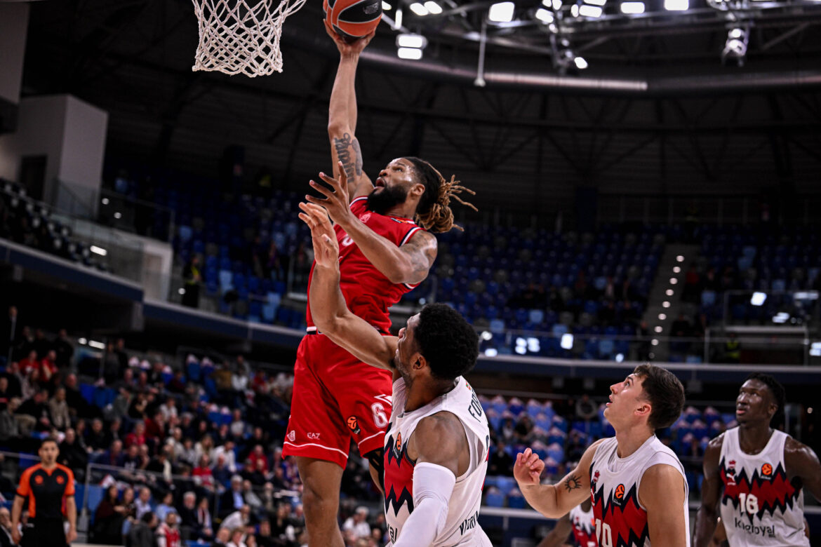 Devin Booker Olimpia Milano Baskonia