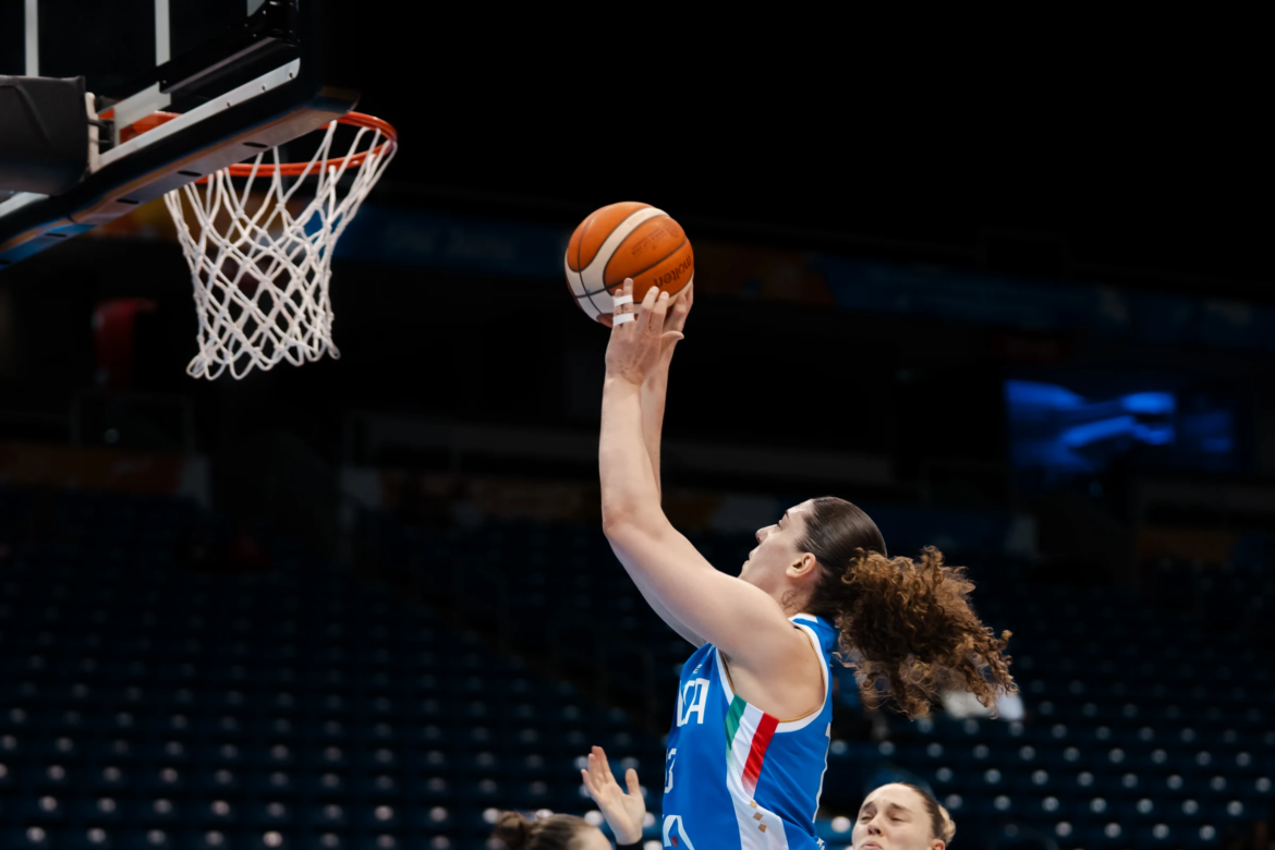 Cubaj guida l'Italia con la Nuova Zelanda