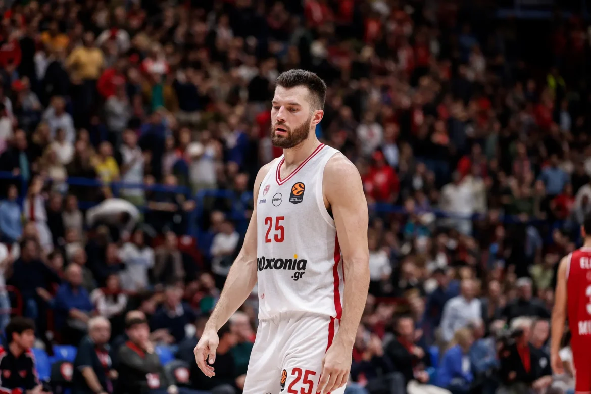 Alec Peters firma con l'Olimpia Milano