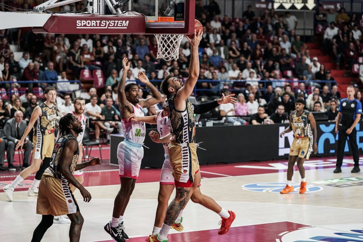 La Reyer Venezia supera nettamente gli Skyliners Frankfurt al Taliercio